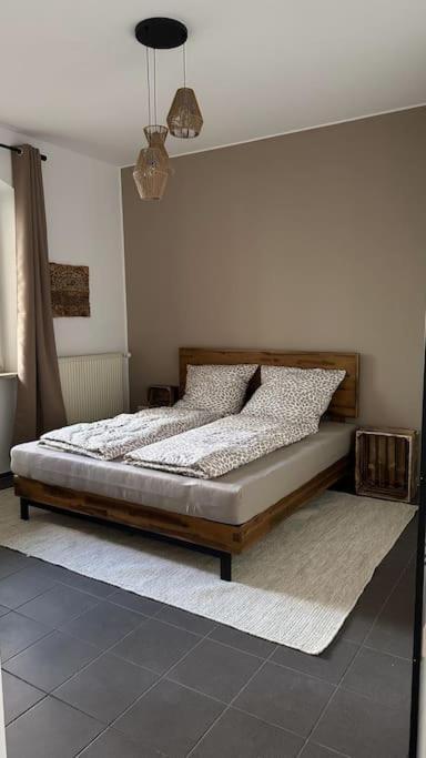Apartment Upperroom - *